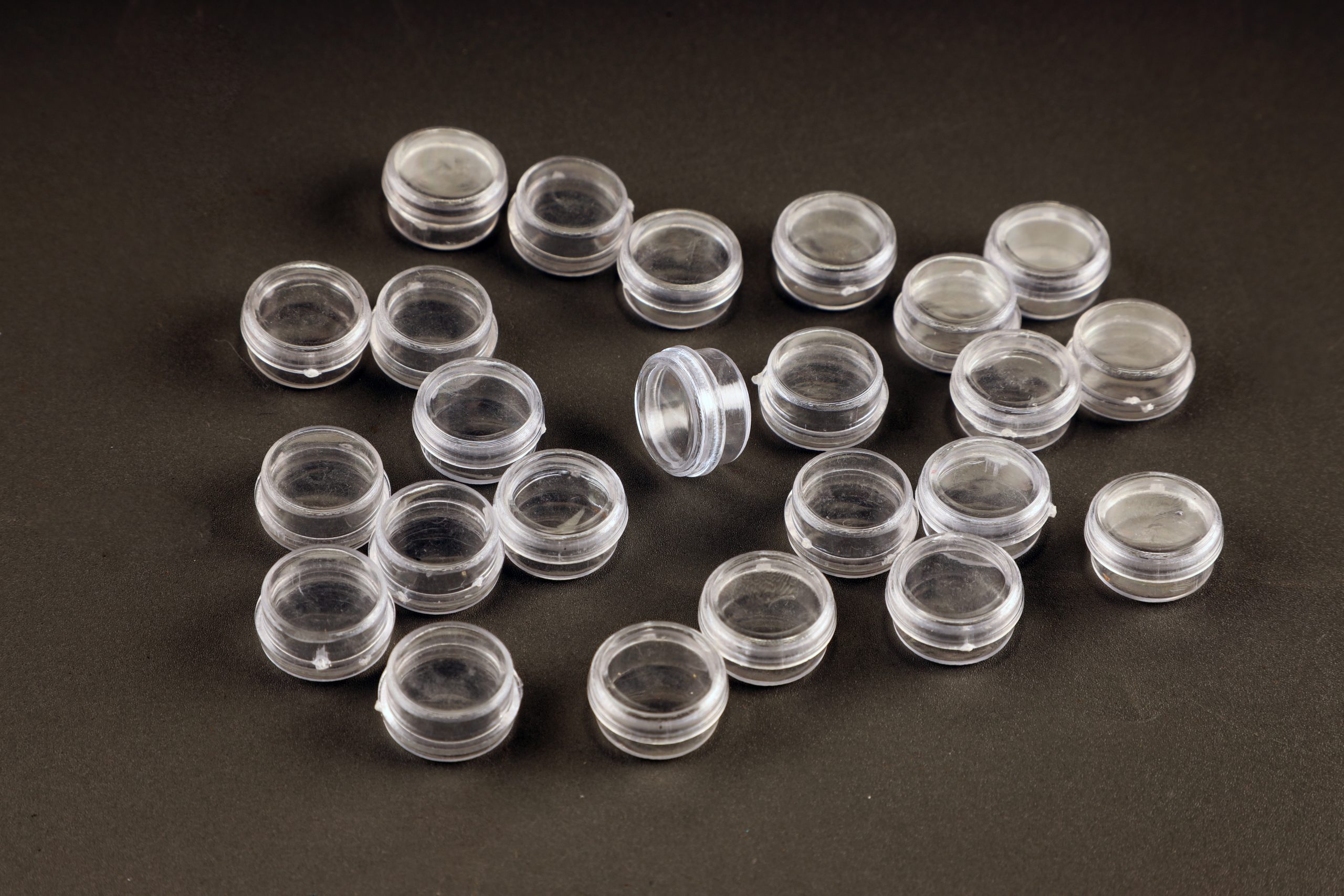 S-2274 Tiny See-Thru Storage Containers