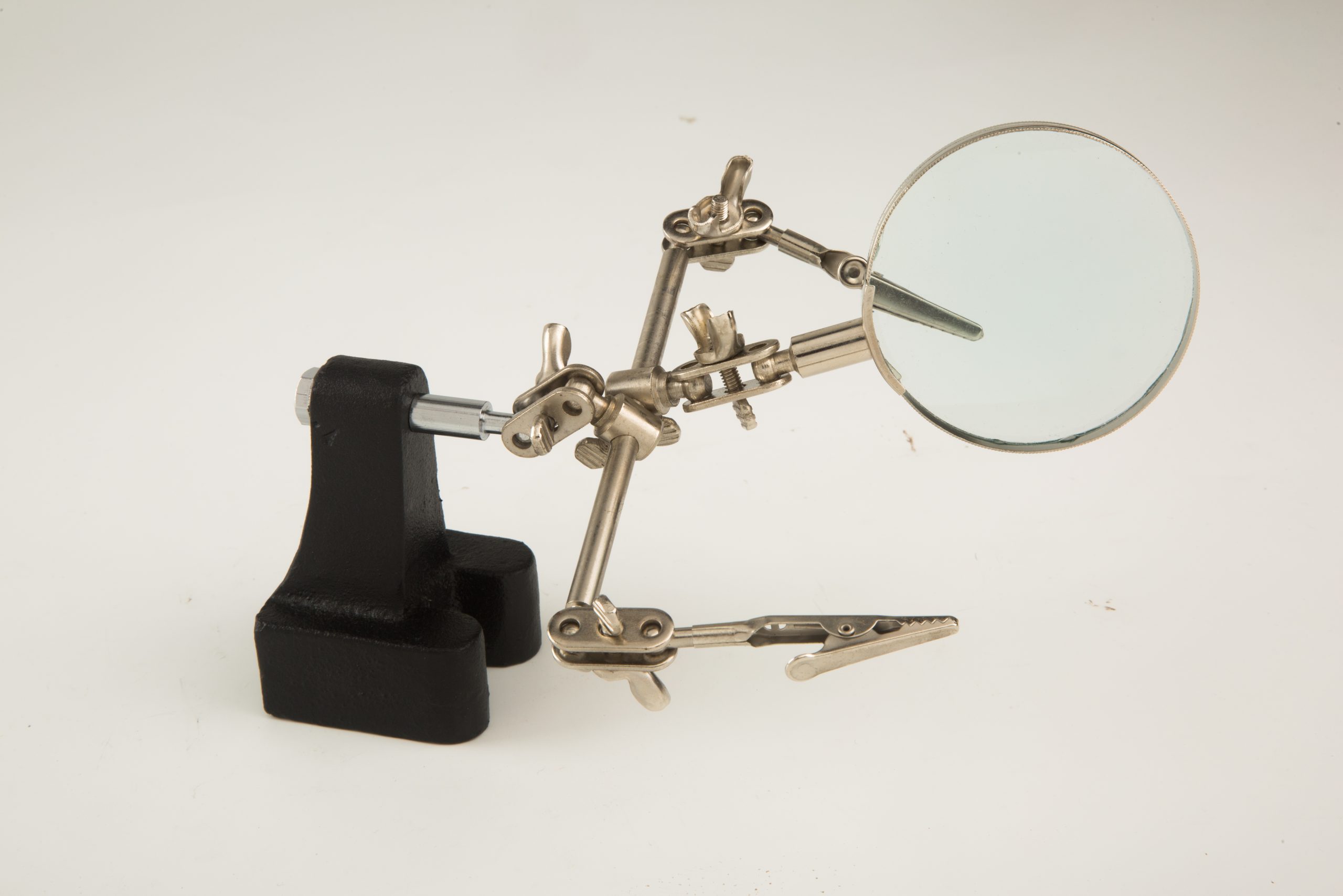 S-2344 Third Hand Horse Shoe Base with Alligator Clips & Magnifier